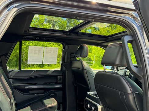 Certified 2023 Ford Expedition Limited AWD/4WD image 18