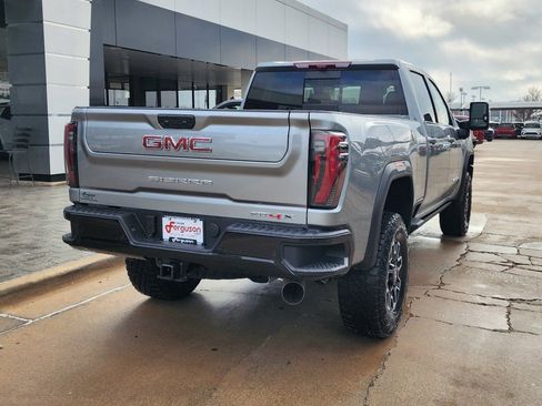 New 2026 GMC Sierra 2500 AT4X image 3