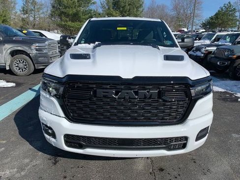 New 2026 RAM 1500 Express AWD/4WD image 8