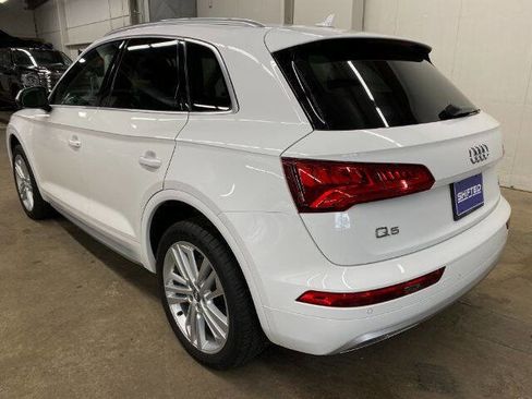 Used 2018 Audi Q5 2.0T Premium Plus w/ Premium Plus Package image 3