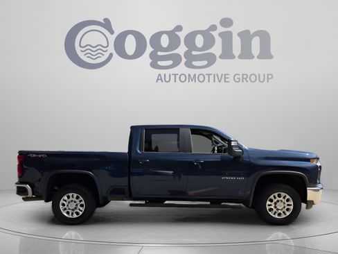 Used 2020 Chevrolet Silverado 2500 LT w/ All Star Edition AWD/4WD image 6