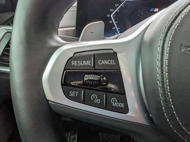Used 2025 BMW X5 xDrive40i w/ M Sport Package AWD/4WD image 36