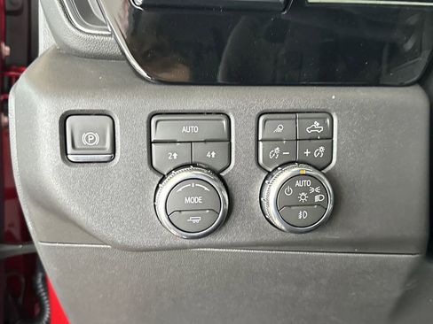 New 2026 GMC Sierra 1500 SLT w/ SLT Premium Plus Package image 19