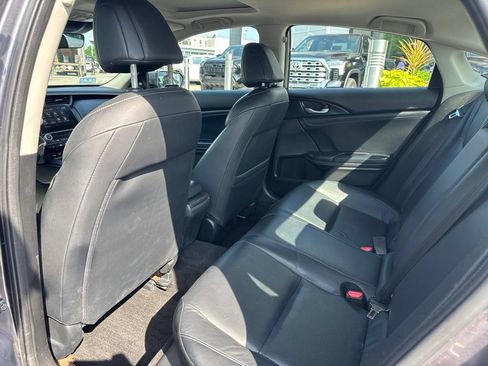 Used 2019 Honda Insight Touring image 15