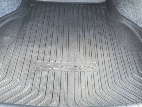 Used 2015 Honda Accord EX-L image 19