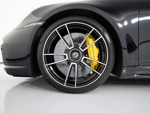 Certified 2022 Porsche 911 Turbo S AWD/4WD image 18