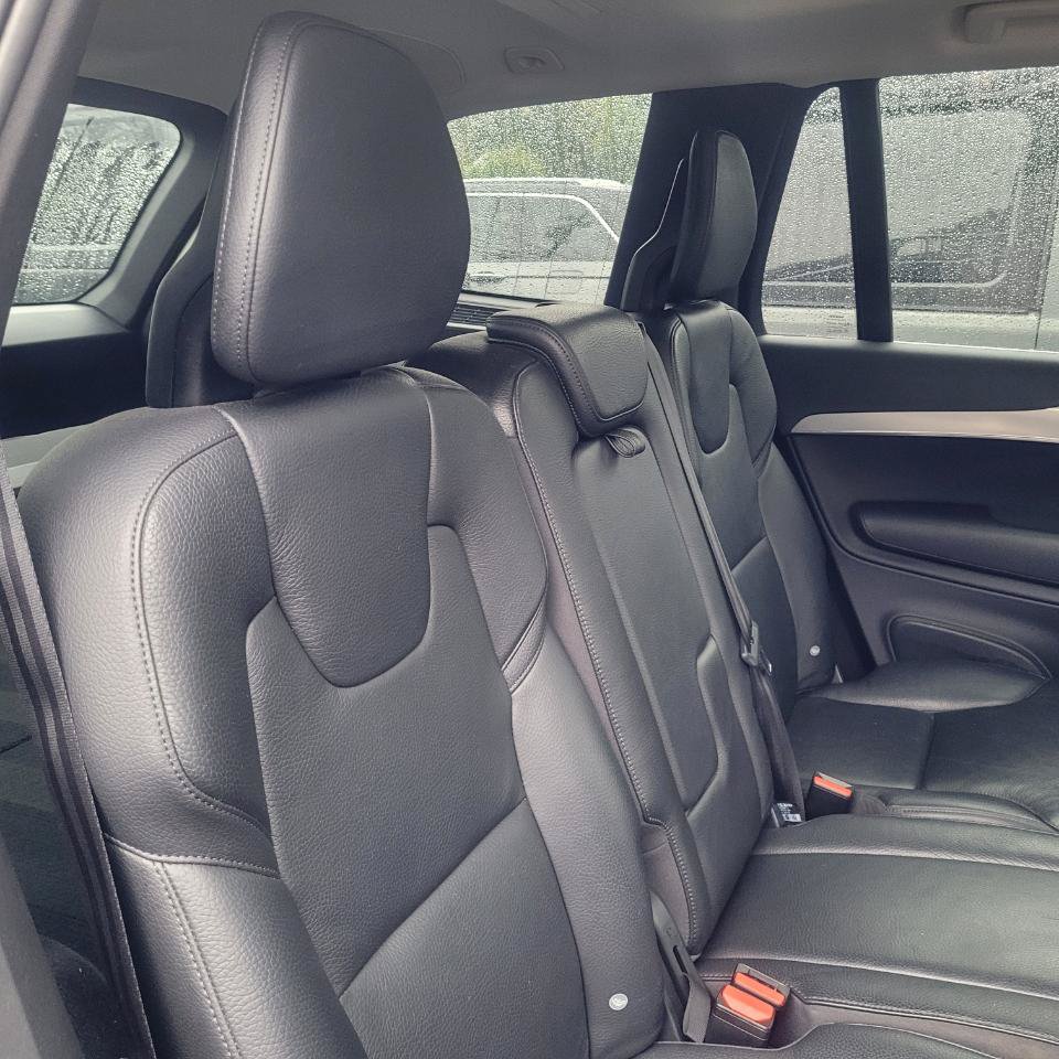 Used 2016 Volvo XC90 T5 Momentum AWD/4WD image 32
