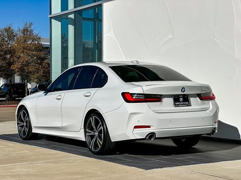 Certified 2023 BMW 330i Sedan w/ Premium Package image 7