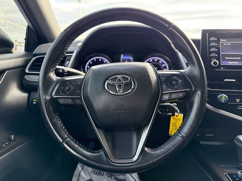 Used 2021 Toyota Camry SE image 16