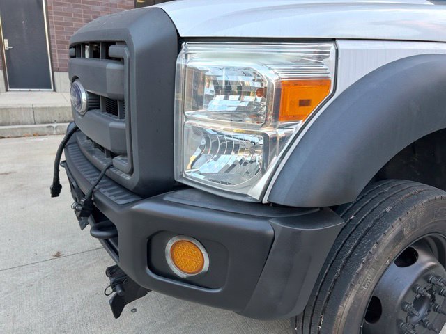 Used 2016 Ford F550 4x4 Regular Cab Super Duty image 7