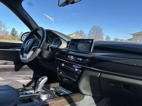 Used 2018 BMW X5 xDrive50i image 27
