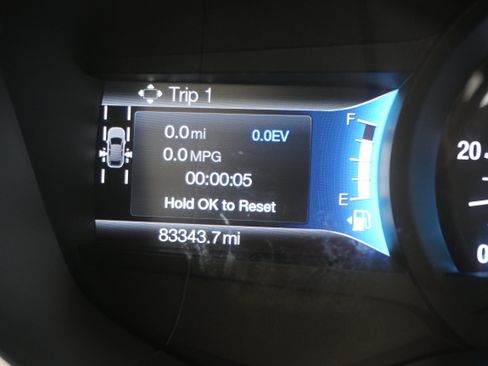 Used 2019 Ford Fusion SE FWD image 36