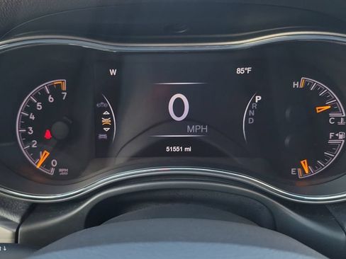 Used 2022 Jeep Grand Cherokee Limited RWD image 23