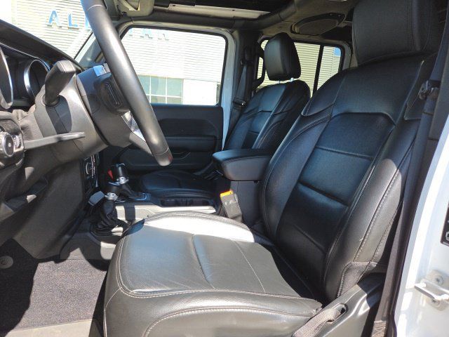 Used 2020 Jeep Wrangler Unlimited Sahara AWD/4WD image 27