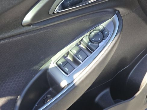 Used 2025 Chevrolet Malibu LT image 26