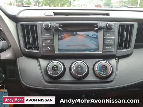 Used 2016 Toyota RAV4 LE FWD image 25