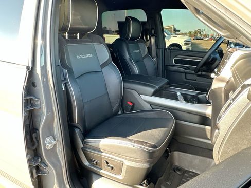 Used 2025 RAM 3500 Laramie image 24