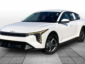 Used 2025 Kia K4 FWD video 1