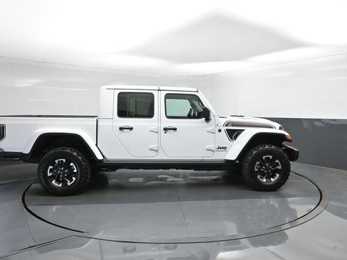 New 2026 Jeep Gladiator Rubicon AWD/4WD image 15
