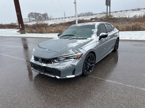 Certified 2025 Honda Civic Sport image 18