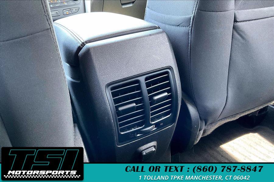 Used 2017 Ford Escape SE AWD/4WD image 31