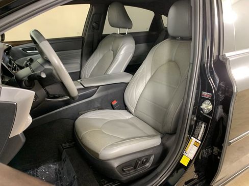 Used 2020 Toyota Avalon Limited w/ Advanced Safety Package FWD image 30