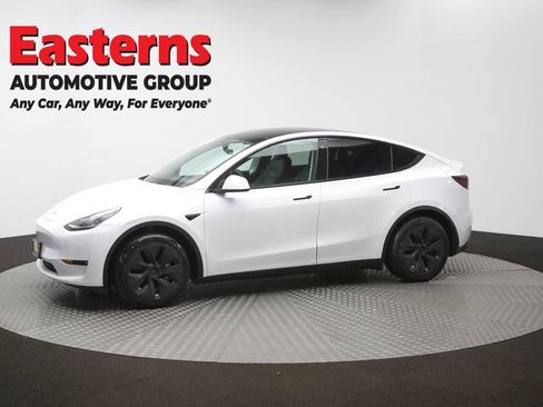 Used 2021 Tesla Model Y Long Range AWD/4WD image 52