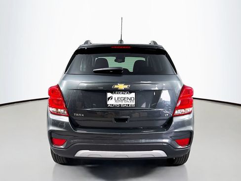 Used 2019 Chevrolet Trax LT w/ LT Convenience Package FWD image 6