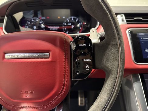 Used 2020 Land Rover Range Rover Sport HST image 30