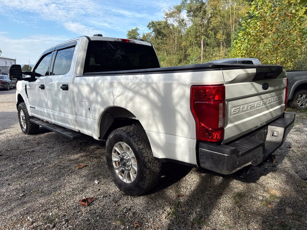 Used 2022 Ford F250 XLT w/ XLT Value Package AWD/4WD image 4