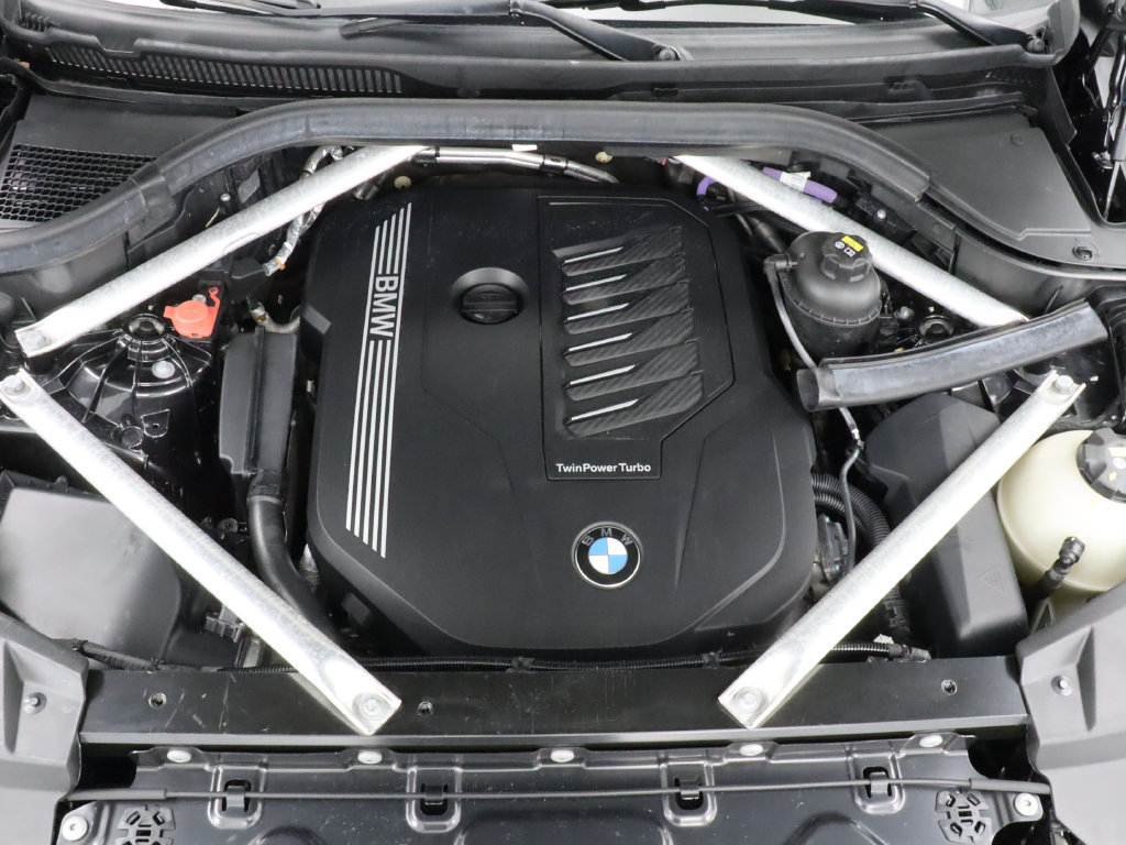 Used 2021 BMW X5 sDrive40i w/ Premium Package RWD image 9