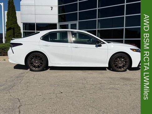 Used 2023 Toyota Camry SE w/ Convenience Package AWD/4WD image 2