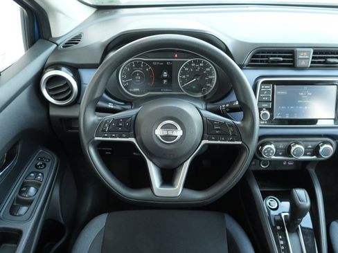 Used 2023 Nissan Versa SV image 20