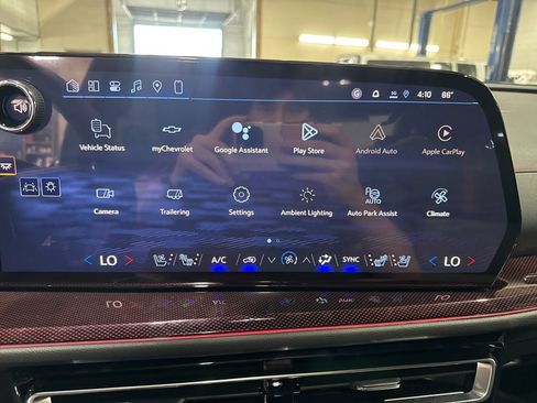 New 2026 Chevrolet Traverse RS w/ LPO, Floor Liner Package image 35