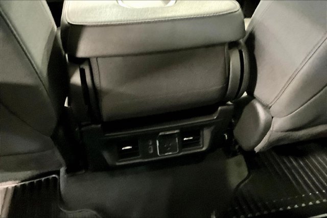Used 2023 Chevrolet Silverado 1500 LT AWD/4WD image 11