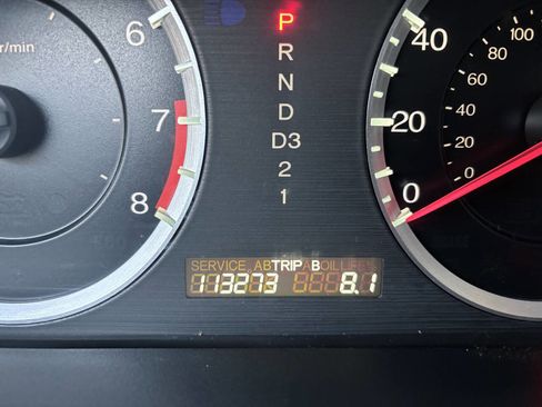 Used 2011 Honda Accord LX image 17