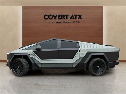 Used 2025 Tesla Cybertruck AWD Crew Cab image 2