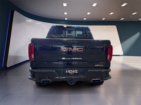 Used 2022 GMC Sierra 1500 AT4 w/ AT4 Premium Package image 6