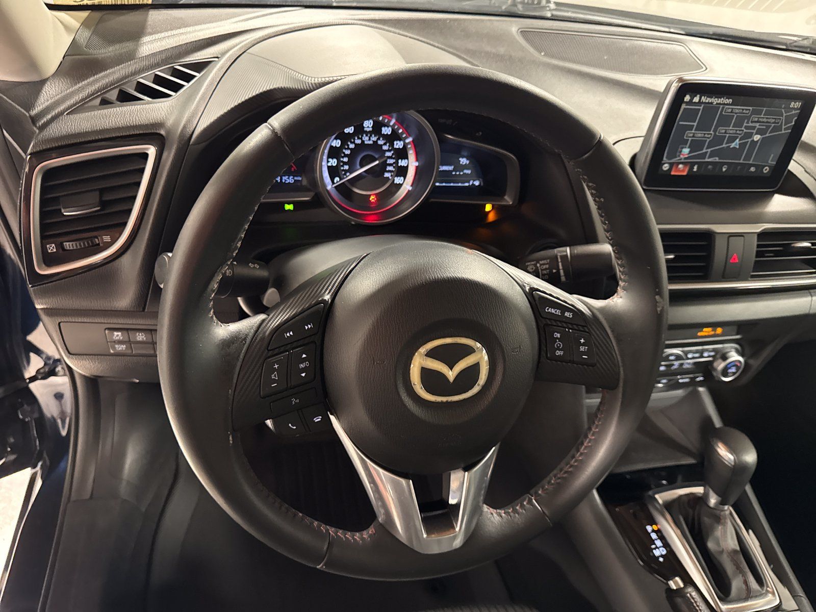 Used 2015 MAZDA MAZDA3 i Touring w/ Technology Package FWD image 19