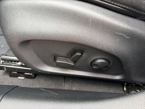 Certified 2022 Jeep Compass Limited image 6