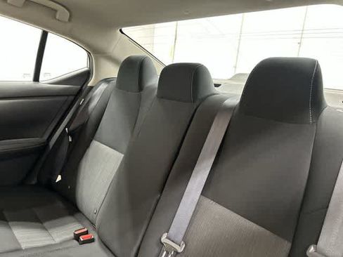 Used 2025 Nissan Sentra SV FWD image 14