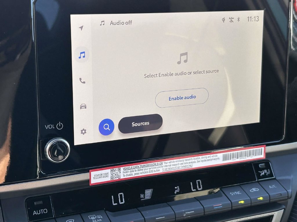 New 2026 Toyota Camry Hybrid FWD image 24