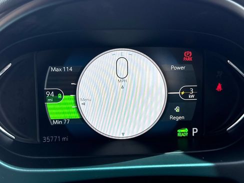 Used 2019 Chevrolet Bolt LT FWD image 15