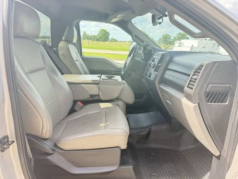Used 2019 Ford F250 XL image 9