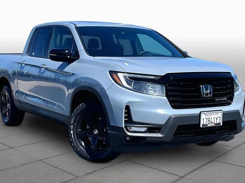 Used 2023 Honda Ridgeline Black Edition image 2