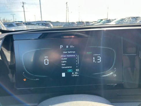 Certified 2024 Kia Sportage LX image 12