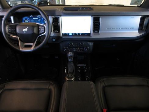 Certified 2025 Ford Bronco Outer Banks image 20
