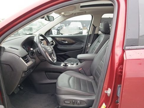 Certified 2024 GMC Terrain Denali w/ Denali Premium Package AWD/4WD image 10