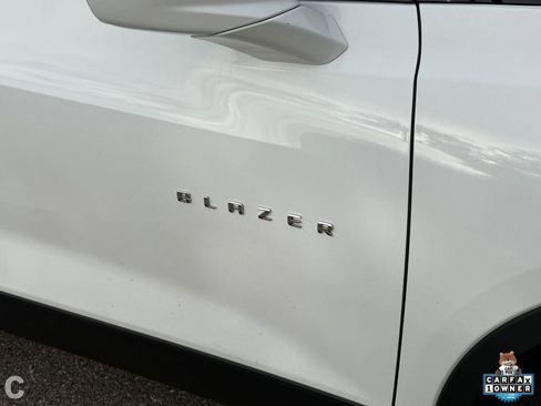 Used 2023 Chevrolet Blazer LT image 7