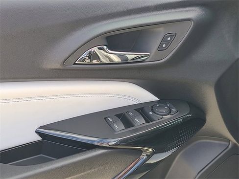 New 2026 Chevrolet Trax LT w/ Driver Confidence Package image 18